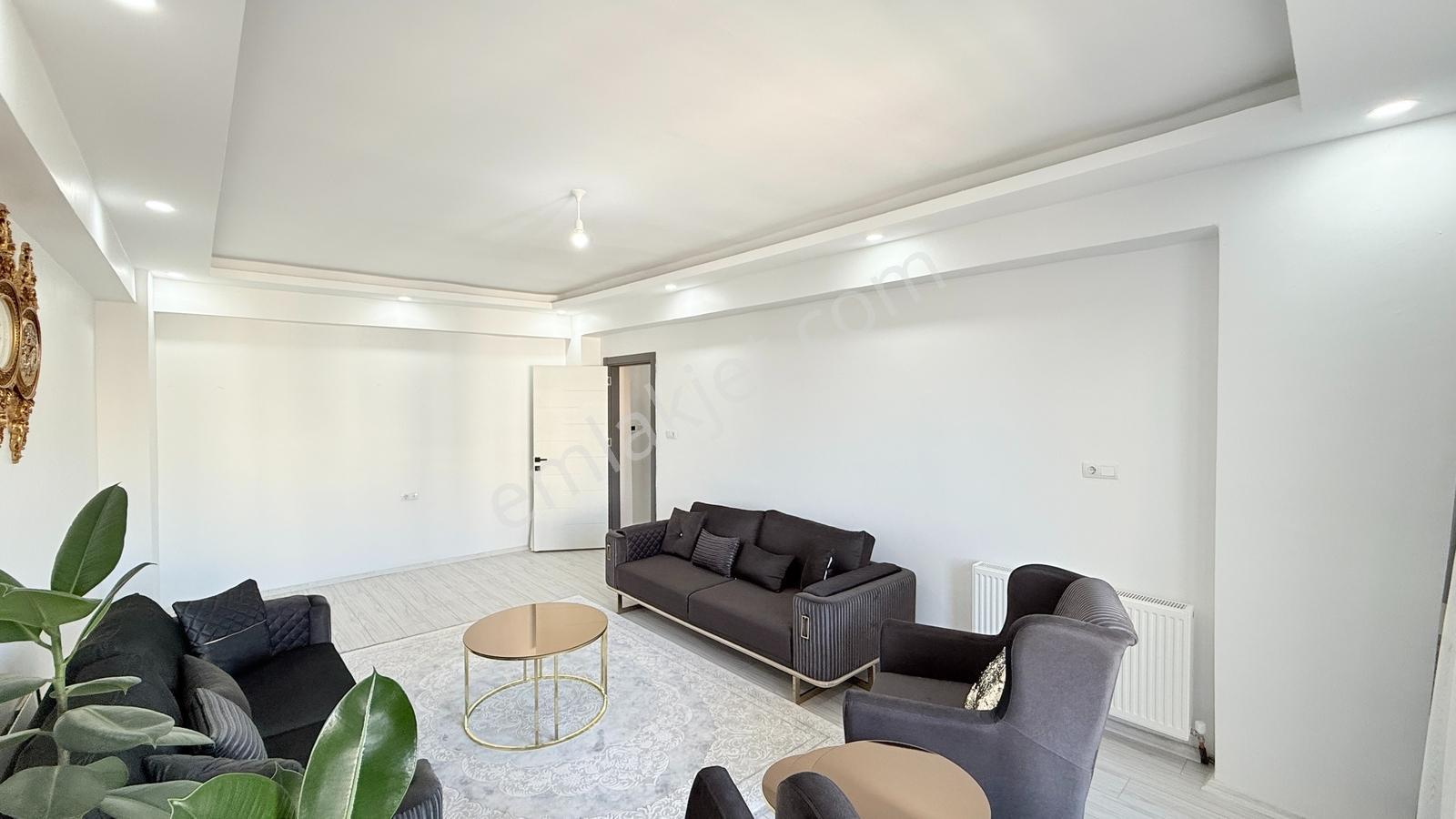 Anacaddeye Sıfır Satılık Ekstralı Satılık 3+1 Dubleks Daire — fotoğraf 5