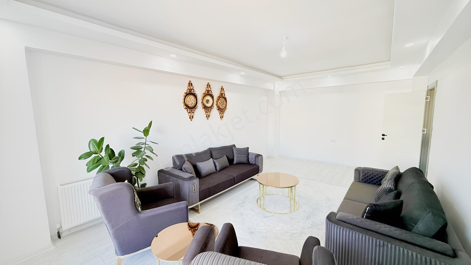 Anacaddeye Sıfır Satılık Ekstralı Satılık 3+1 Dubleks Daire — fotoğraf 7