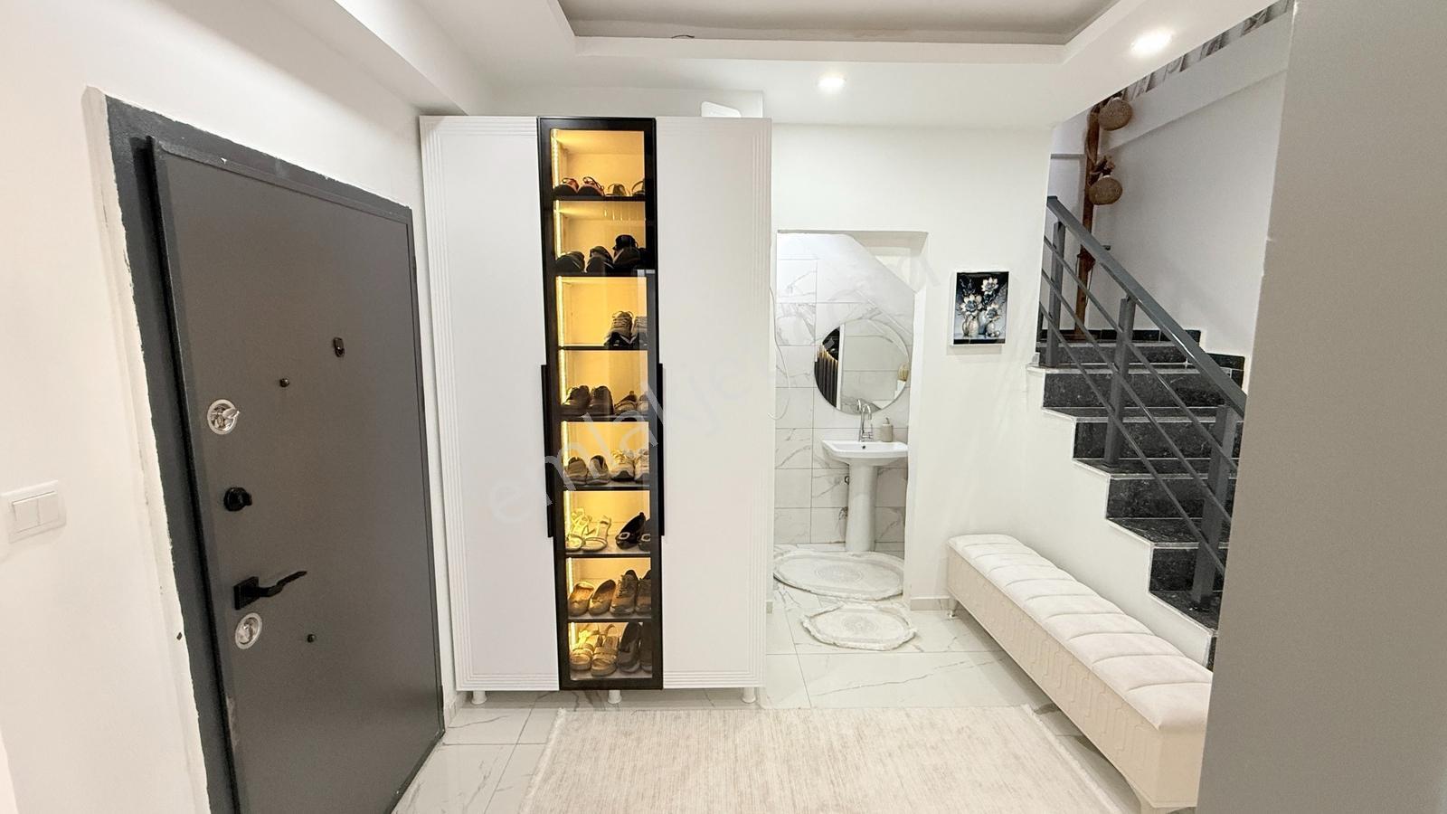 Anacaddeye Sıfır Satılık Ekstralı Satılık 3+1 Dubleks Daire — fotoğraf 8