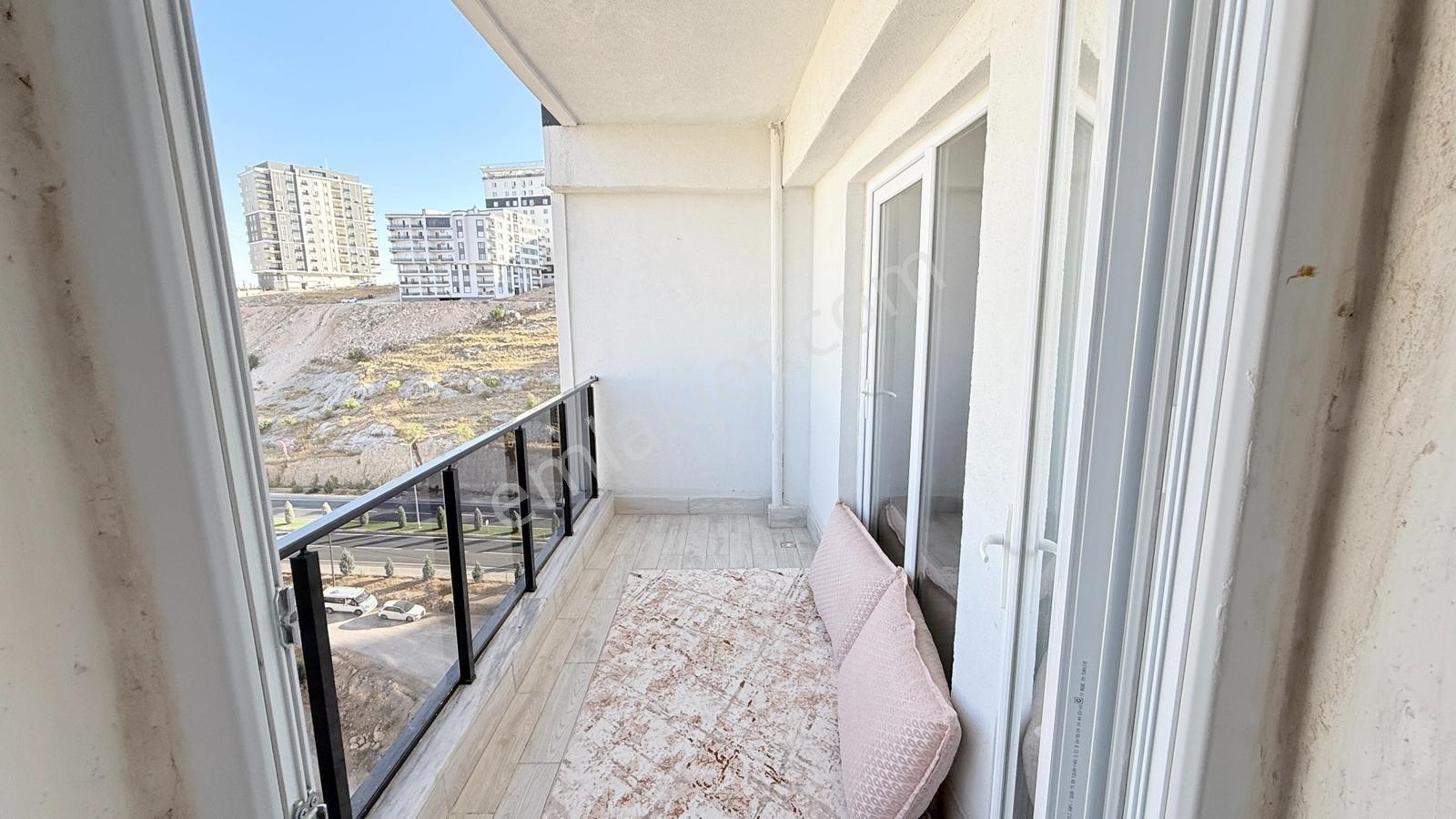 Anacaddeye Sıfır Satılık Ekstralı Satılık 3+1 Dubleks Daire — fotoğraf 17