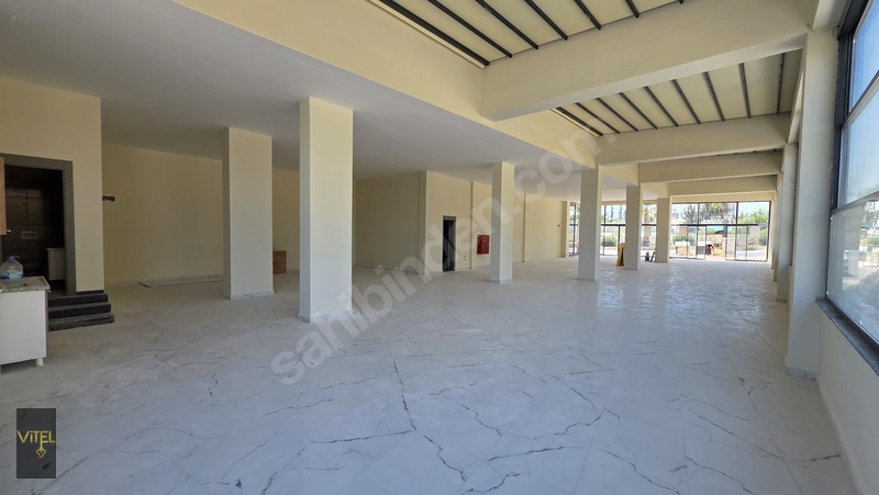 Vitel'den Üniversite Caddesi Üzeri Kiralık 420 M2 Dükkan — fotoğraf 3