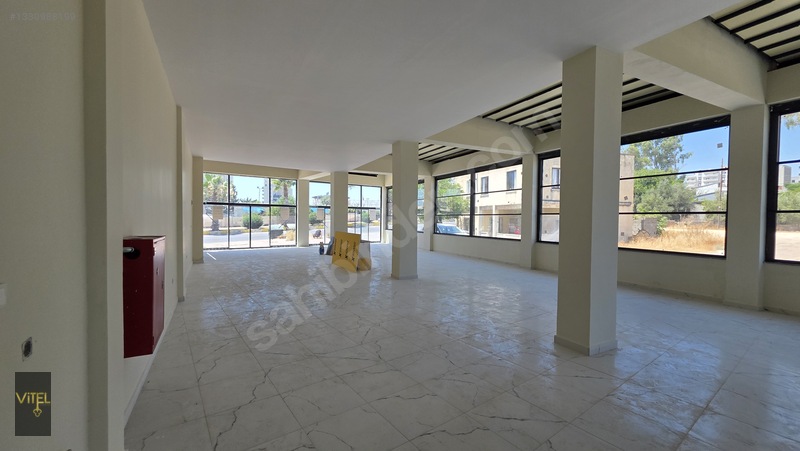 Vitel'den Üniversite Caddesi Üzeri Kiralık 420 M2 Dükkan — fotoğraf 4