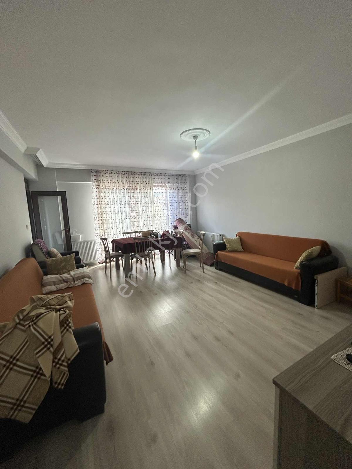 Cide'de Satılık Büyük Çivt Banyolu Daire — fotoğraf 5