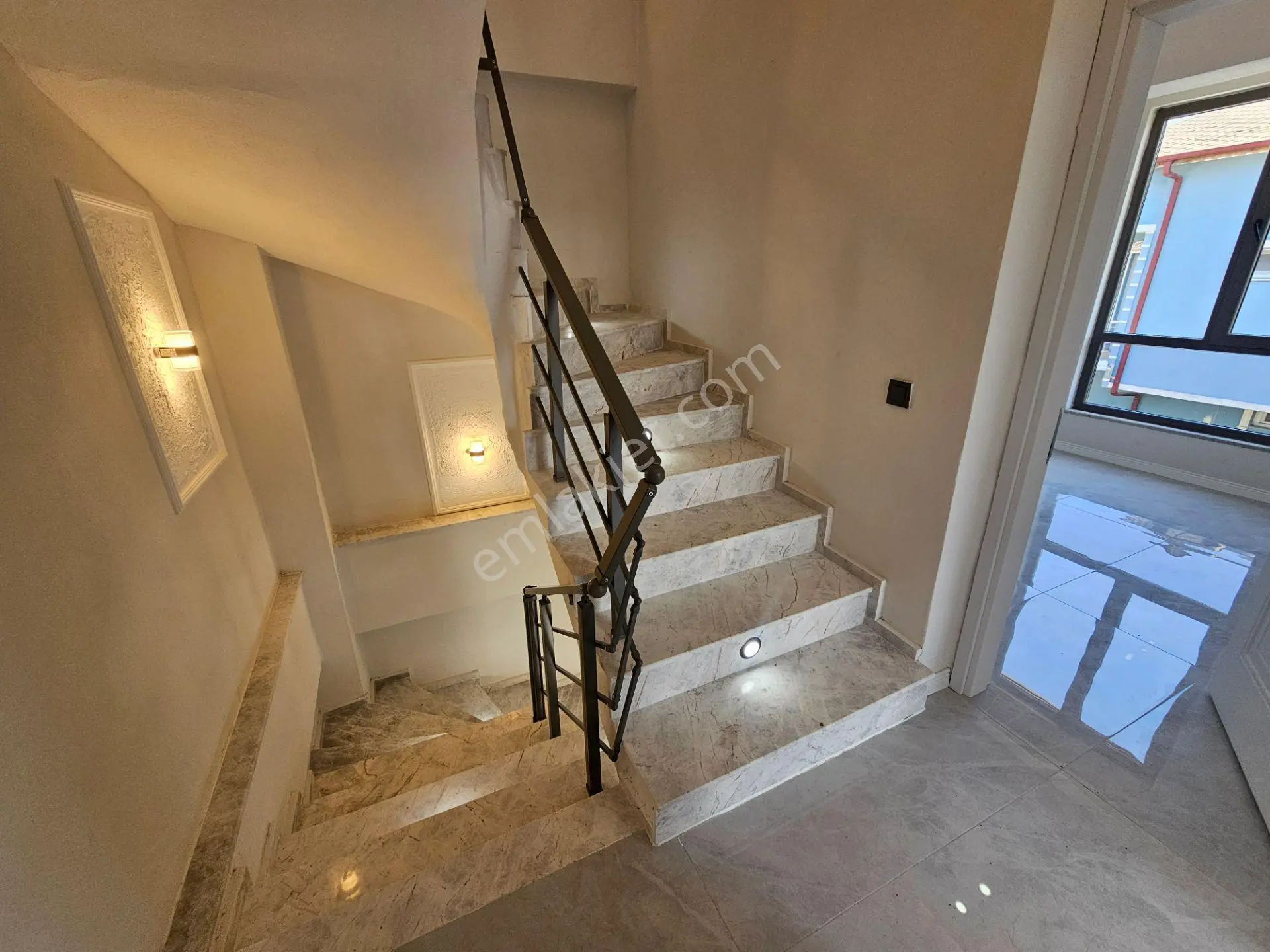 Deniz'e 50 Mt Mesafede 3+1 , Geniş Bahçeli Satılık Villa — fotoğraf 29