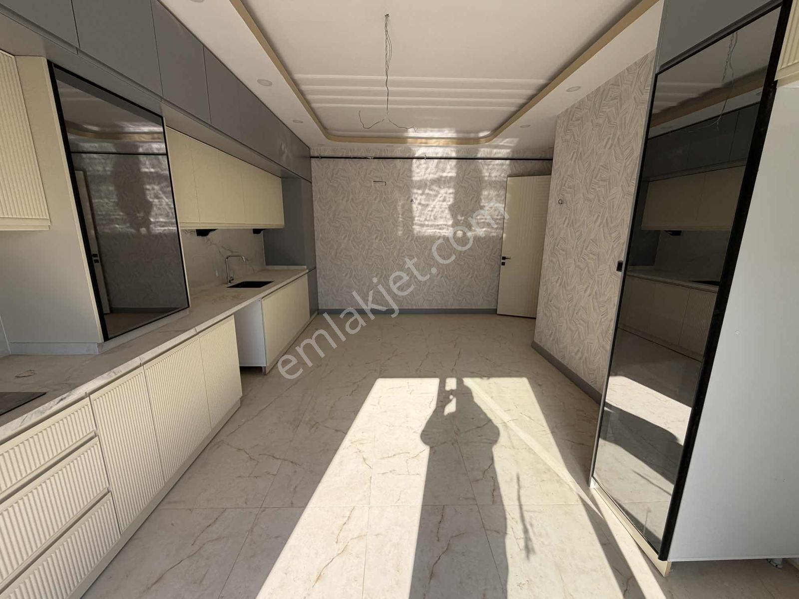 Site İçinde Lüks Satılık Villa — fotoğraf 4