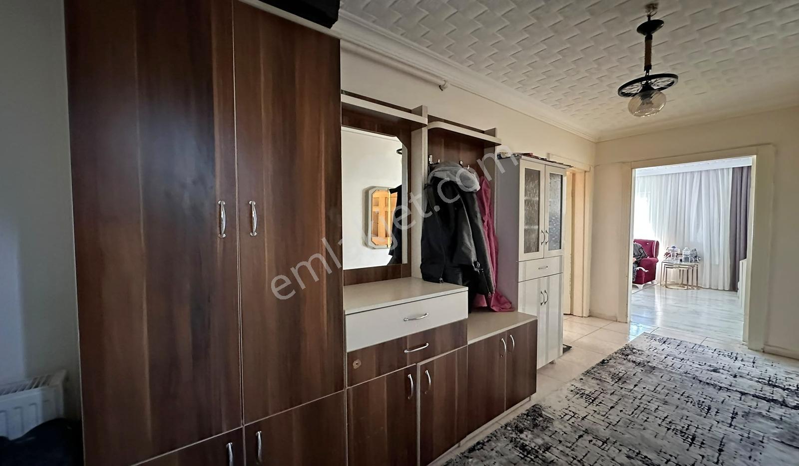 Kuşcağız'da 3+1 Açık Cepheli Cadde Yakını Kök Tapu Masrafsız — fotoğraf 19
