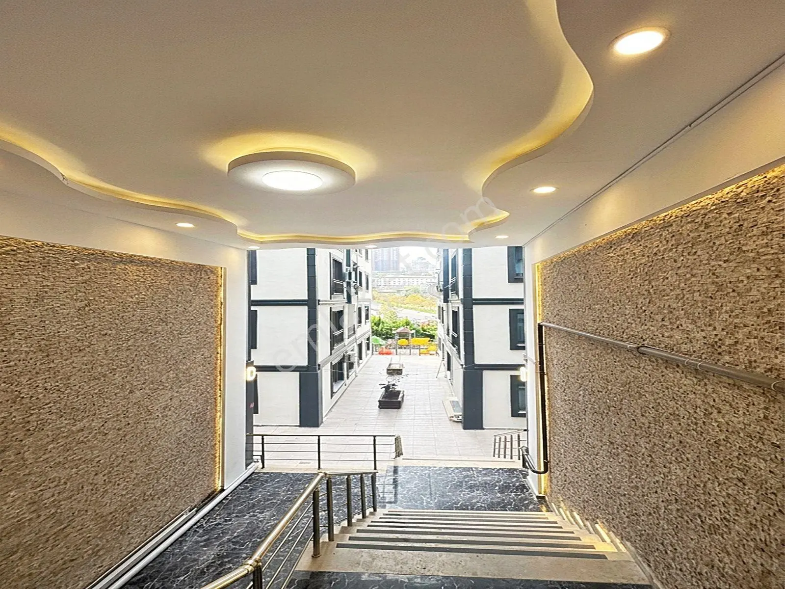 Yıldırım Yapı'dan Butik Aile Sitesinde Katılım Vb. Kuruluşlara Uygun Satılık Arakat Daire!!! — fotoğraf 14