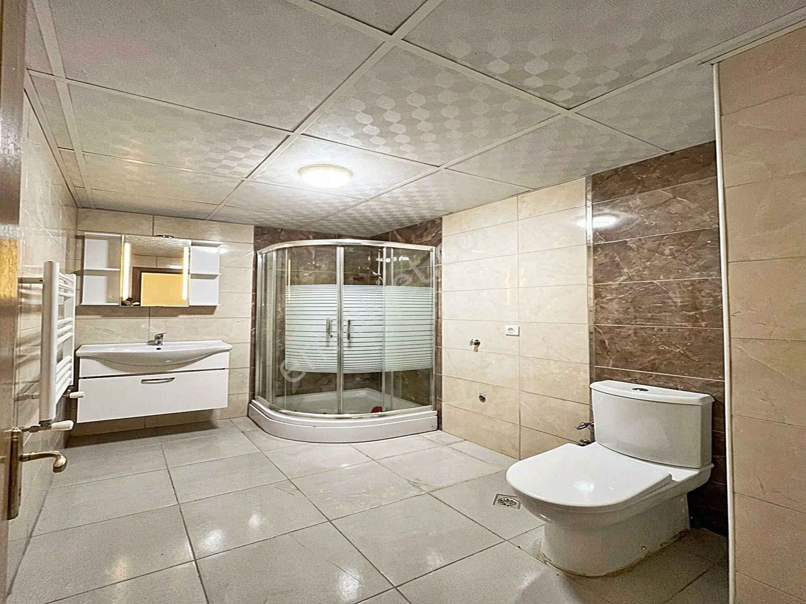 Yıldırım Yapı'dan Butik Aile Sitesinde Katılım Vb. Kuruluşlara Uygun Satılık Arakat Daire!!! — fotoğraf 16