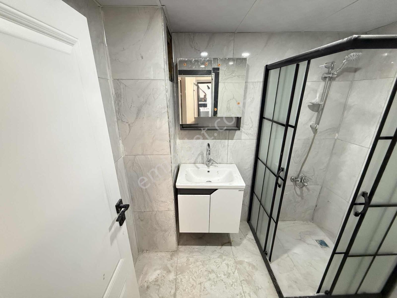 Emek Mah. Ertaş Caddesi Yakını 3+1 130m2 Arakat Daire — fotoğraf 12