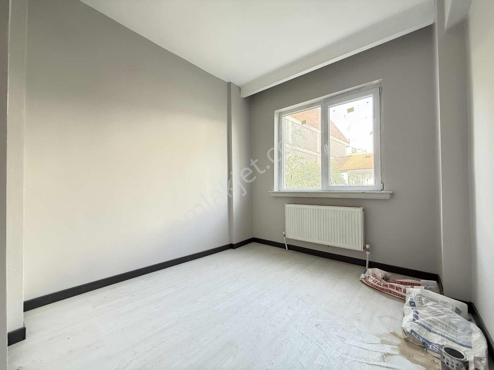 Emek Mah. Ertaş Caddesi Yakını 3+1 130m2 Arakat Daire — fotoğraf 14