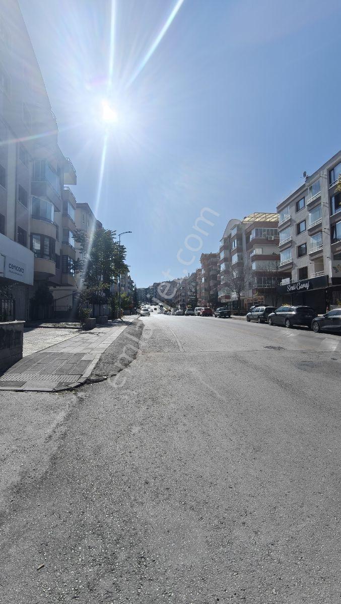 Balgat Ceyhun Atıf Kansu Caddesinde Satılık 3+1 Boş Daire — fotoğraf 4