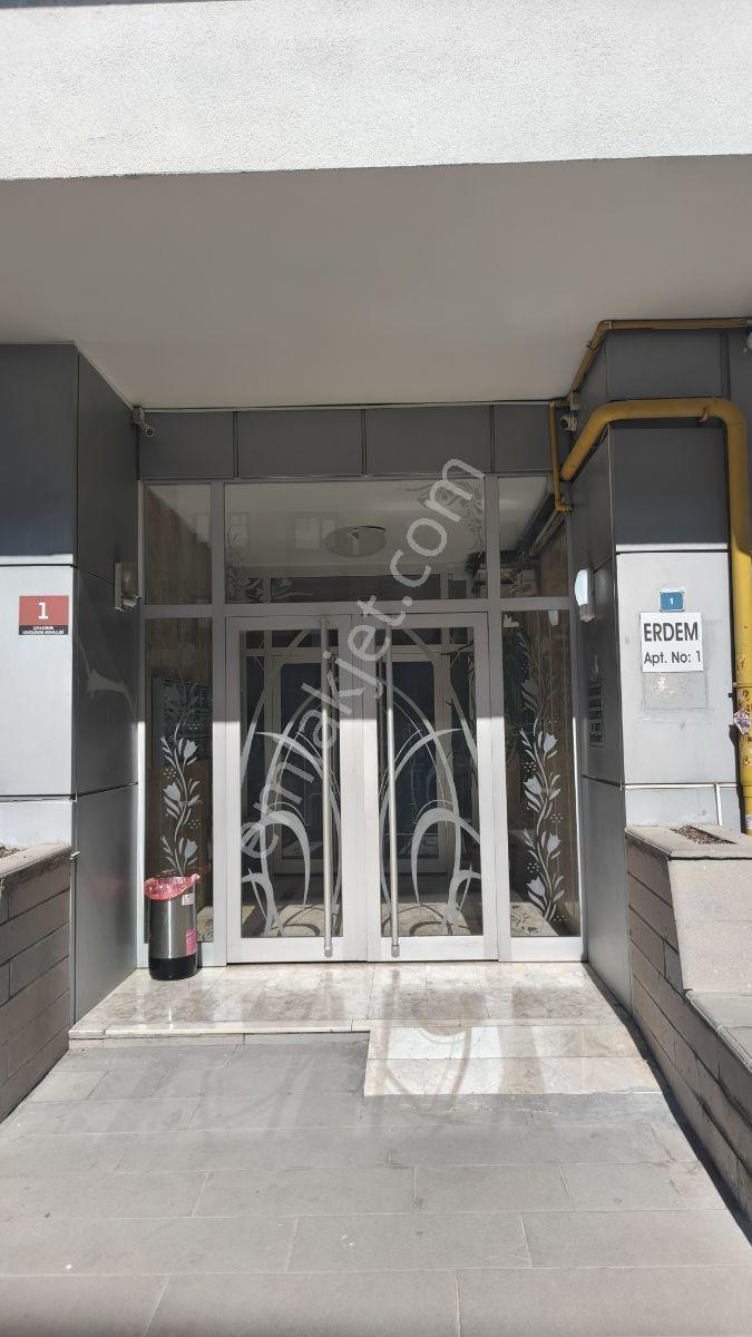 Balgat Ceyhun Atıf Kansu Caddesinde Satılık 3+1 Boş Daire — fotoğraf 6