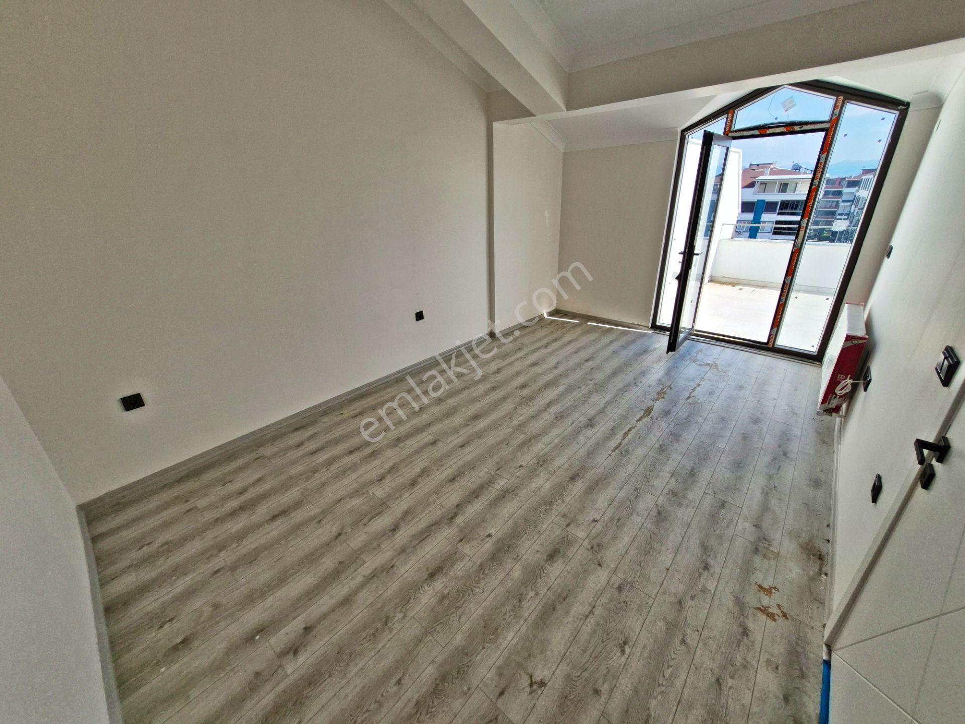 Aktif'ten Akçay'da Satılık Manzaralı Yüzme Havuzlu Ön Cephe Harika 3+1 Dublex — fotoğraf 22