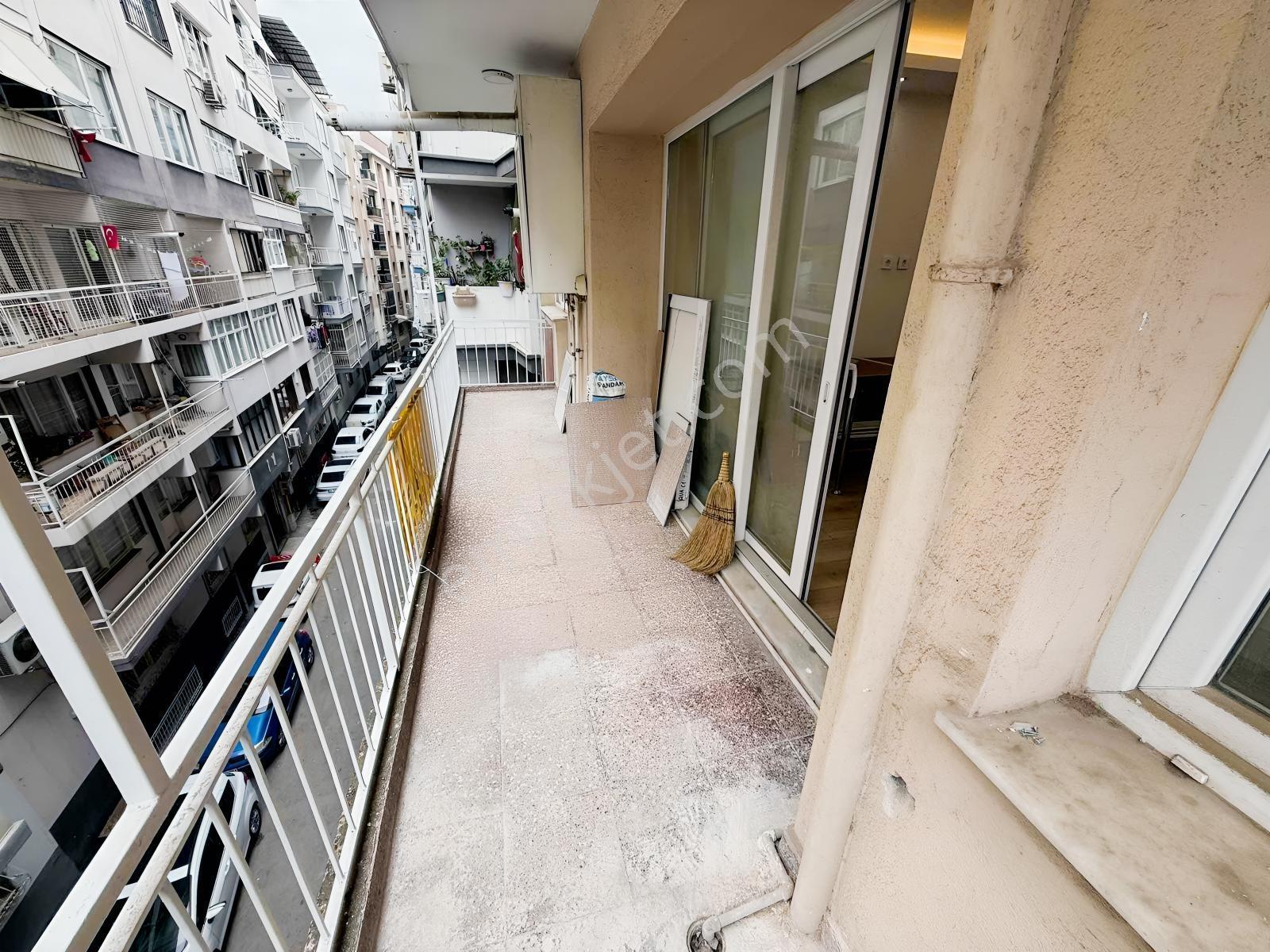Yeşilyurt Yıldız Caddesi Üzeri 3+1 Doğalgazlı Arakat Çift Cephe — fotoğraf 7