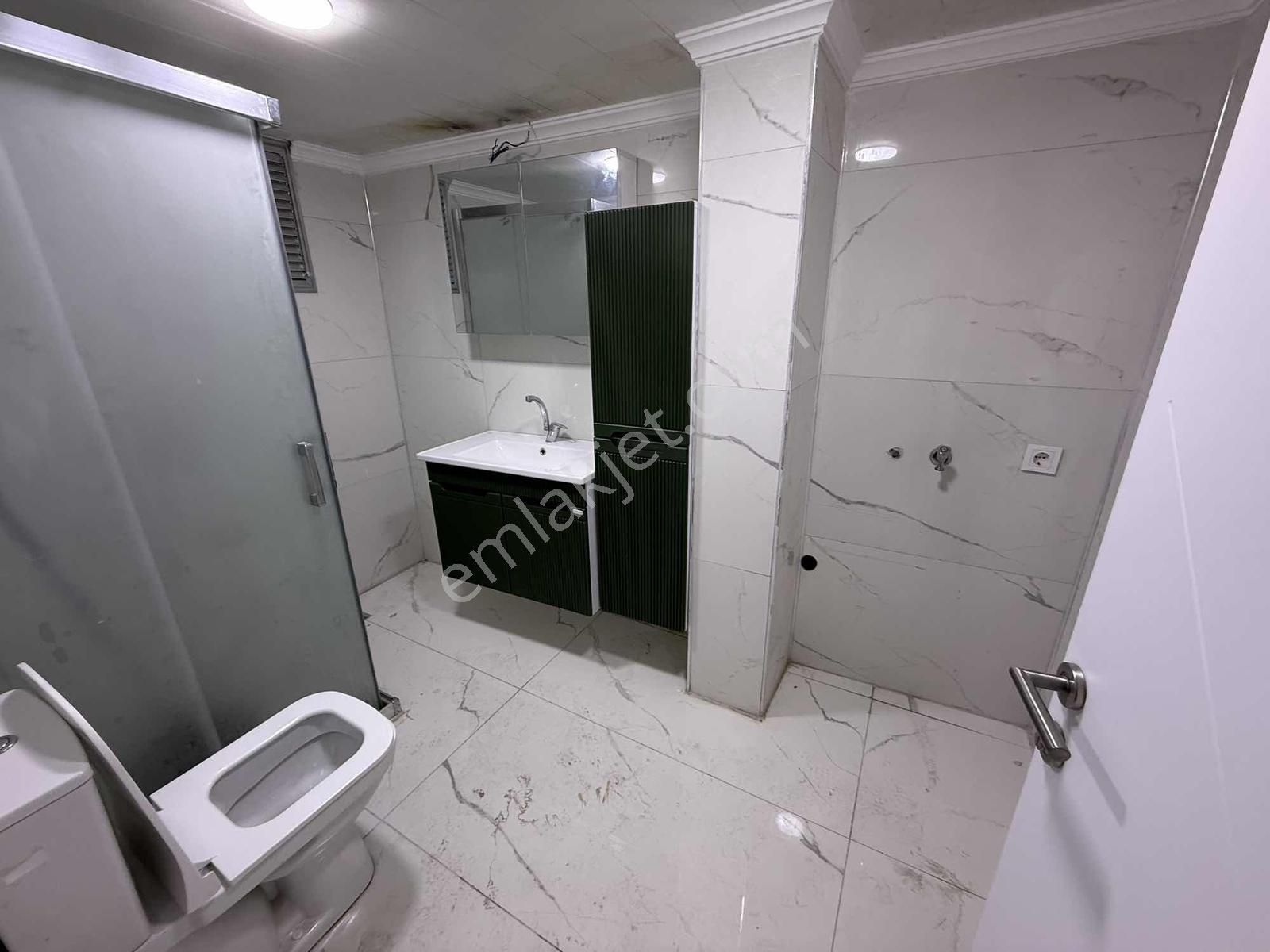 Yeşilyurt Yıldız Caddesi Üzeri 3+1 Doğalgazlı Arakat Çift Cephe — fotoğraf 17