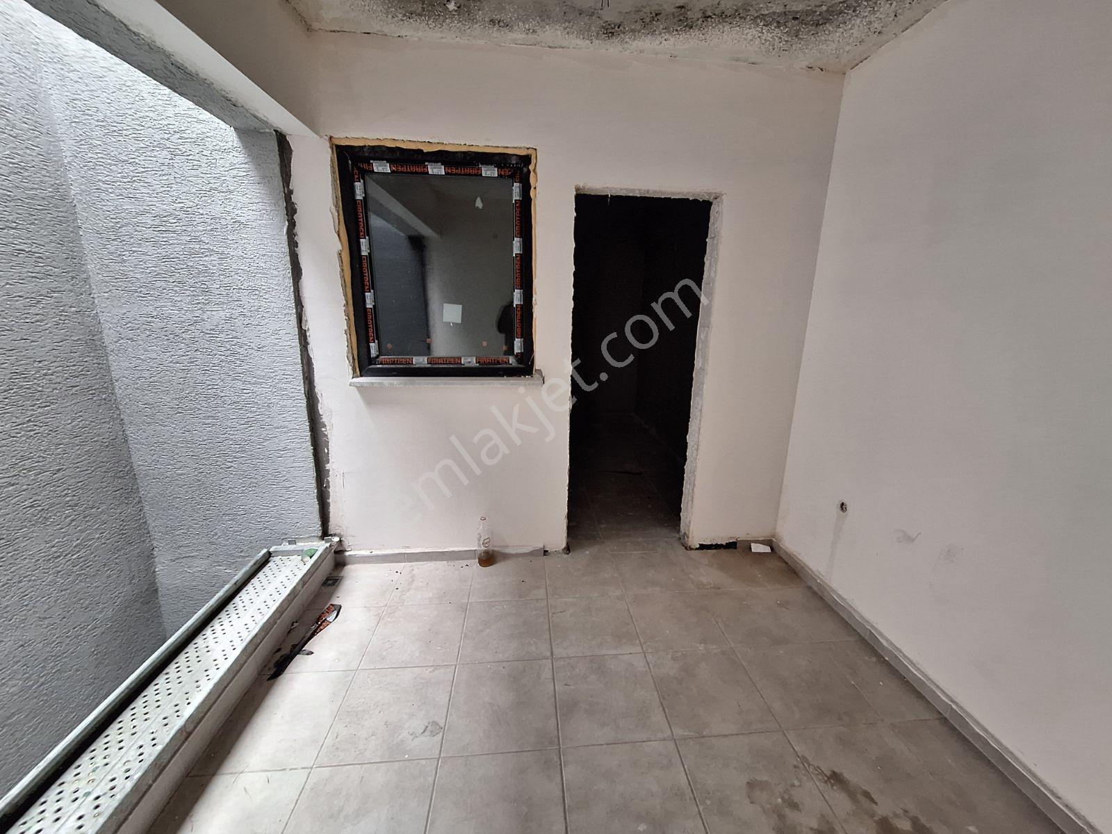 Buluruzdan Cumhuriyet Mah Satılık Geniş 1+1 Daire — fotoğraf 11