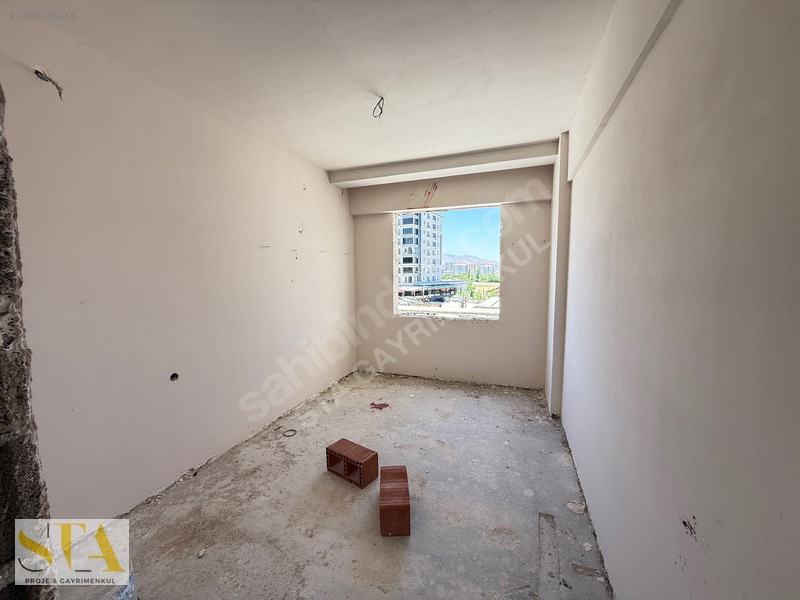Acil Yüzakı Bulv. Cephe Dprem Sonrası 4+1 Arakat Yatırımlk Daire — fotoğraf 7