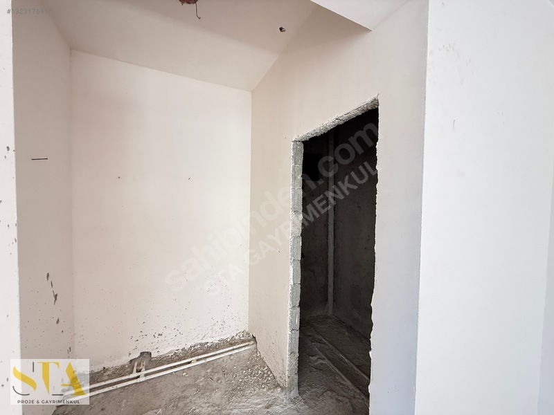 Acil Yüzakı Bulv. Cephe Dprem Sonrası 4+1 Arakat Yatırımlk Daire — fotoğraf 9