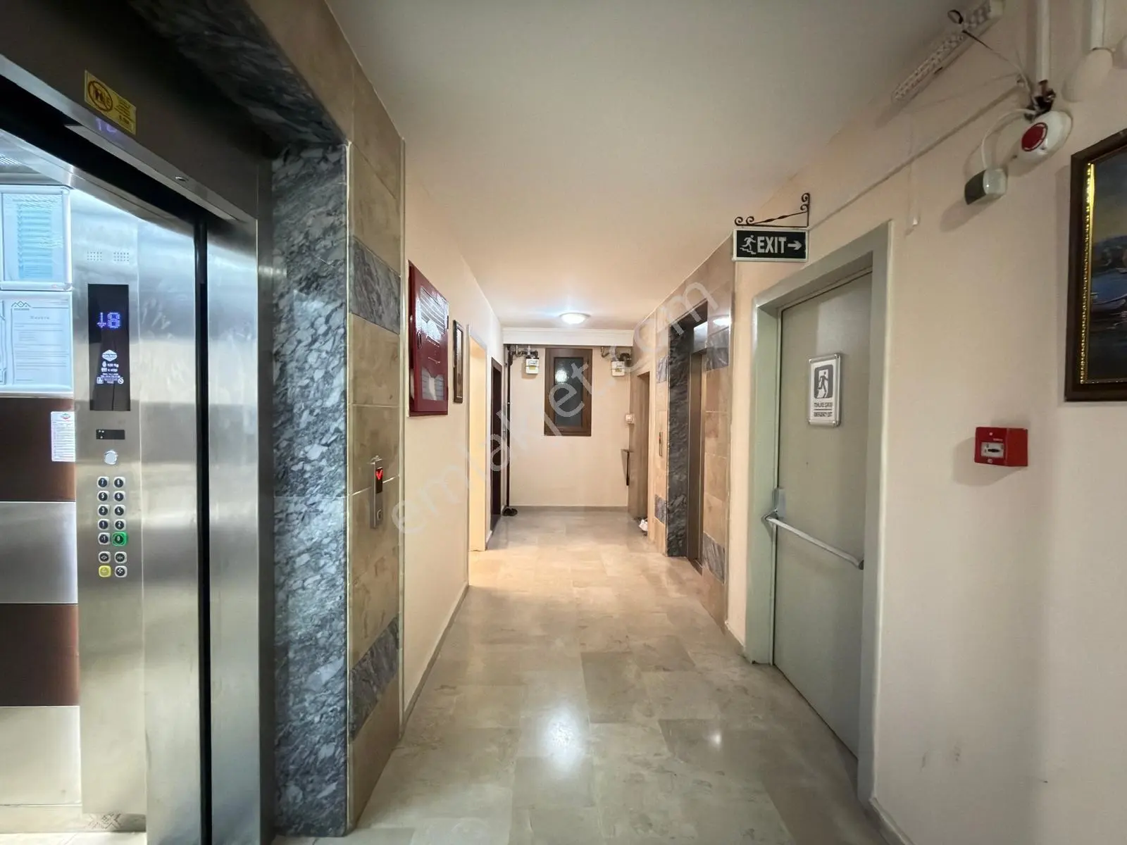 Batıkent Çakırlar Göbek,botonik Metro Yakını 5+2 Katta Dubleks — fotoğraf 3