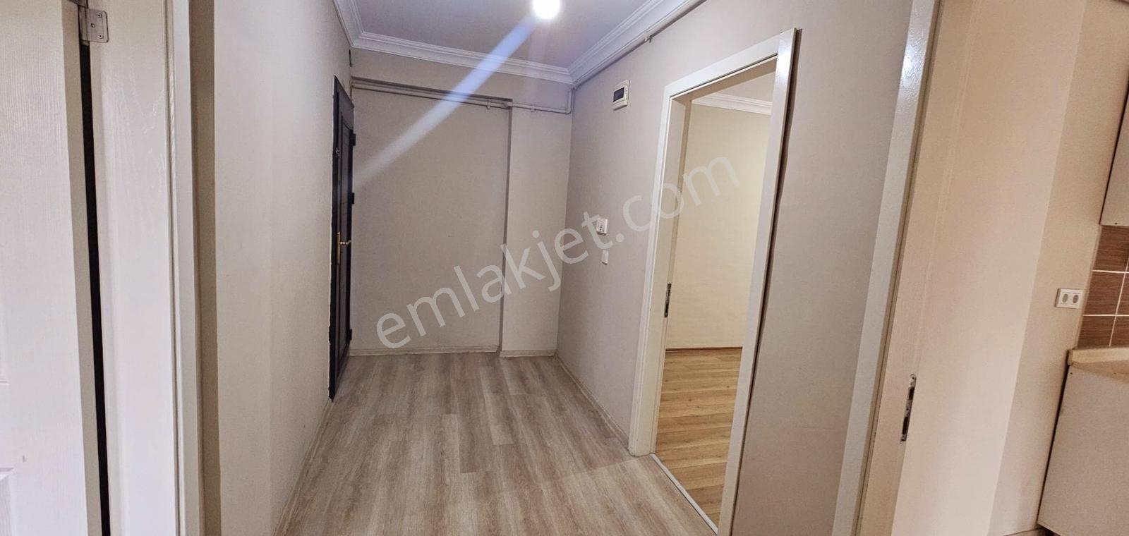 Ahmetyesi Mah Ferah Site İçerisin Temiz Arakat 2+1 Daire — fotoğraf 6
