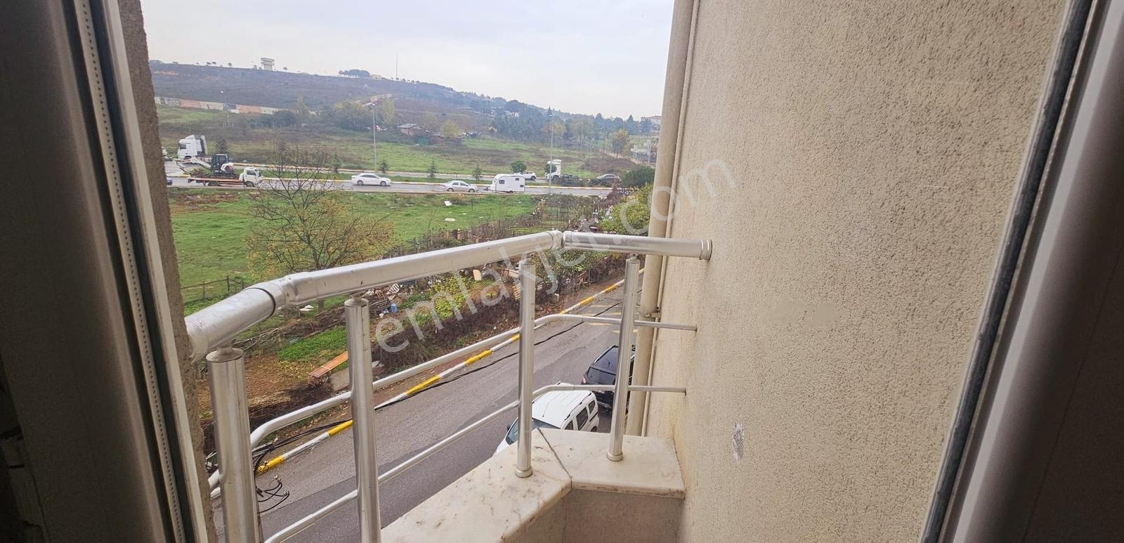 Ahmetyesi Mah Ferah Site İçerisin Temiz Arakat 2+1 Daire — fotoğraf 8