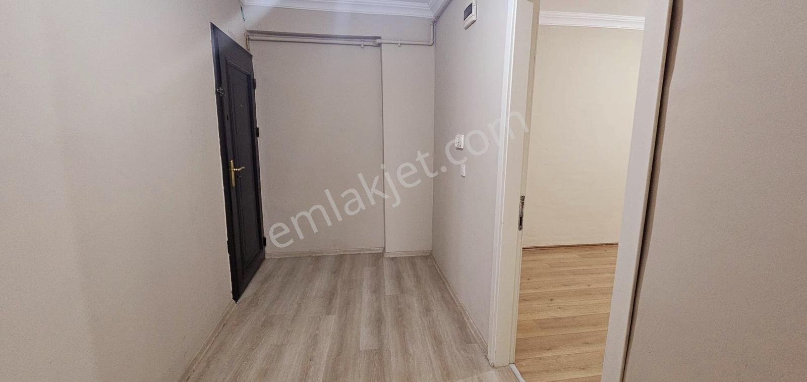 Ahmetyesi Mah Ferah Site İçerisin Temiz Arakat 2+1 Daire — fotoğraf 13
