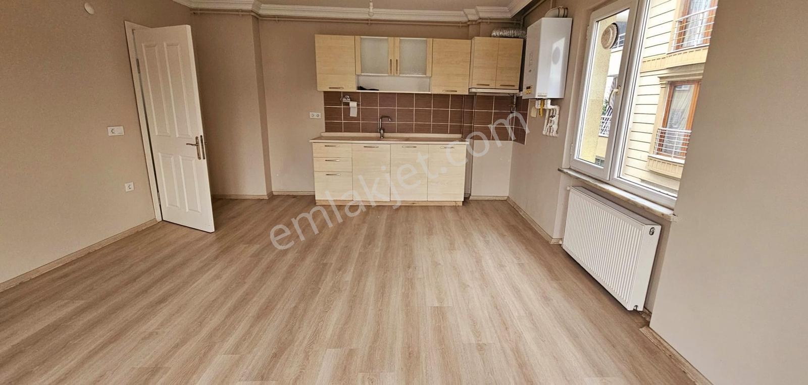Ahmetyesi Mah Ferah Site İçerisin Temiz Arakat 2+1 Daire — fotoğraf 17