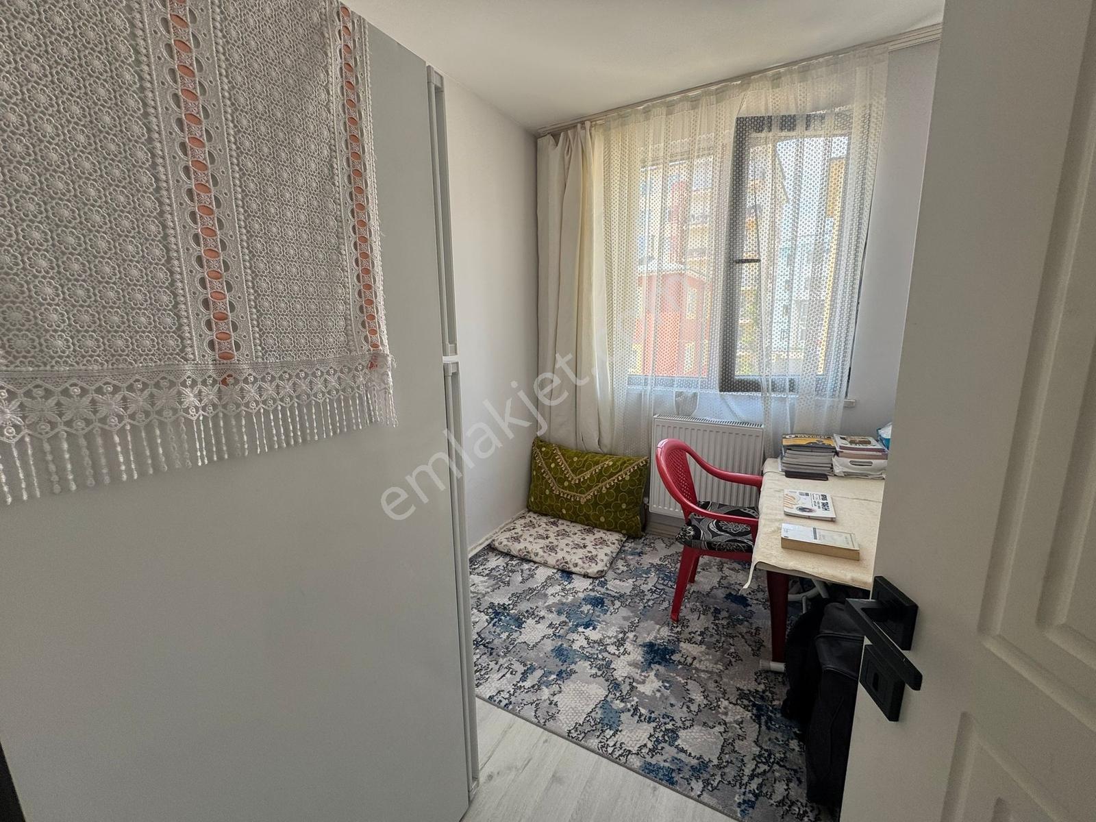 Çakı Yapı Emlaktan Alipaşa Suvaroğlunda Satılık 2+1 — fotoğraf 16