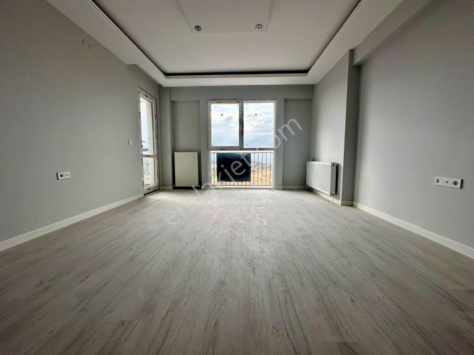 Buluruzdan Edirne Cumhuriyet Mah Satılık 3+1 Lüx Sıfır Daire — fotoğraf 10