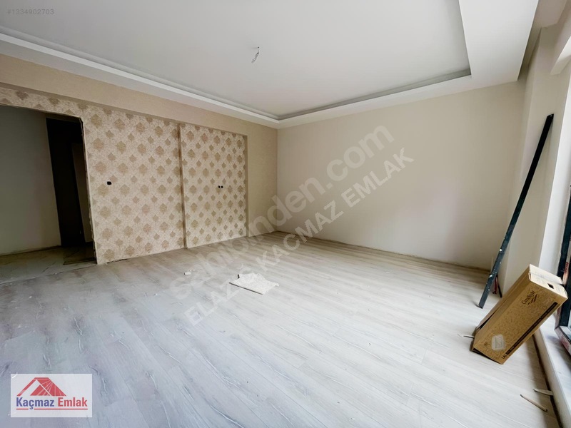 Kaçmaz Emlak'tan Özsüt Arkasında Sıfır 3+1 Satılık Daire — fotoğraf 5