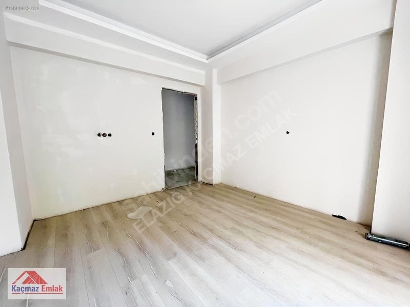 Kaçmaz Emlak'tan Özsüt Arkasında Sıfır 3+1 Satılık Daire — fotoğraf 9