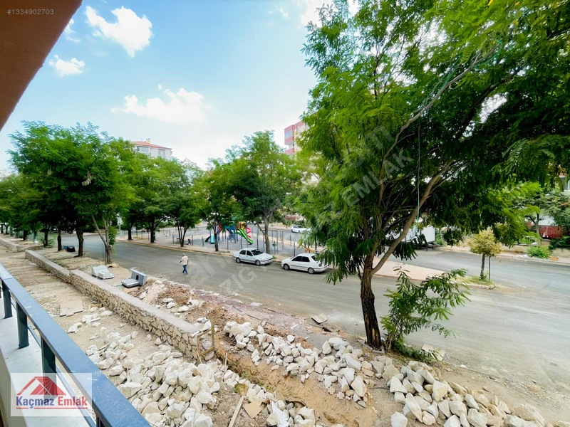 Kaçmaz Emlak'tan Özsüt Arkasında Sıfır 3+1 Satılık Daire — fotoğraf 13