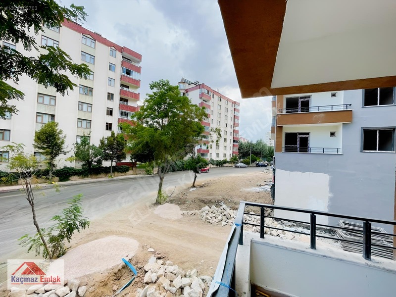 Kaçmaz Emlak'tan Özsüt Arkasında Sıfır 3+1 Satılık Daire — fotoğraf 15