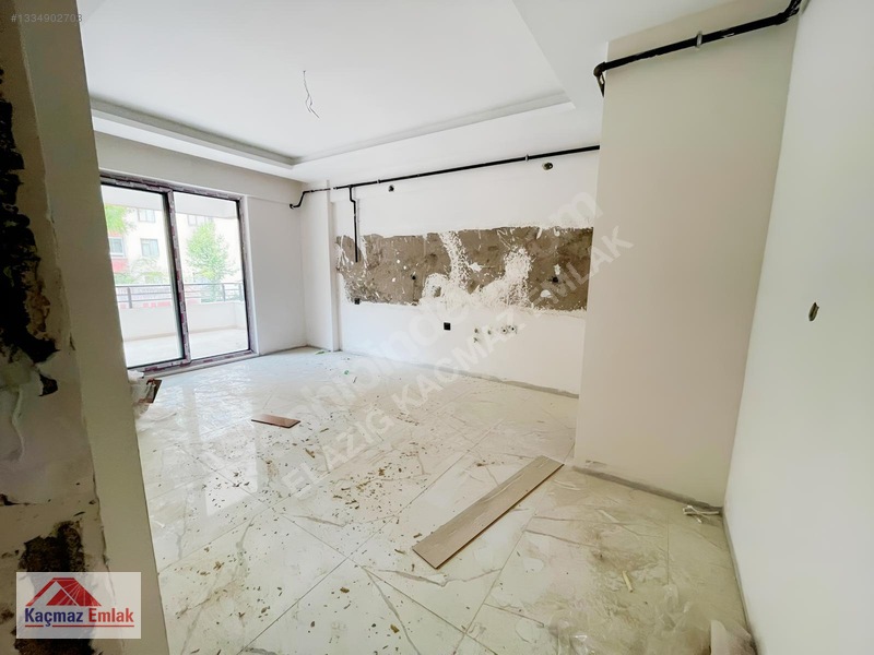Kaçmaz Emlak'tan Özsüt Arkasında Sıfır 3+1 Satılık Daire — fotoğraf 16