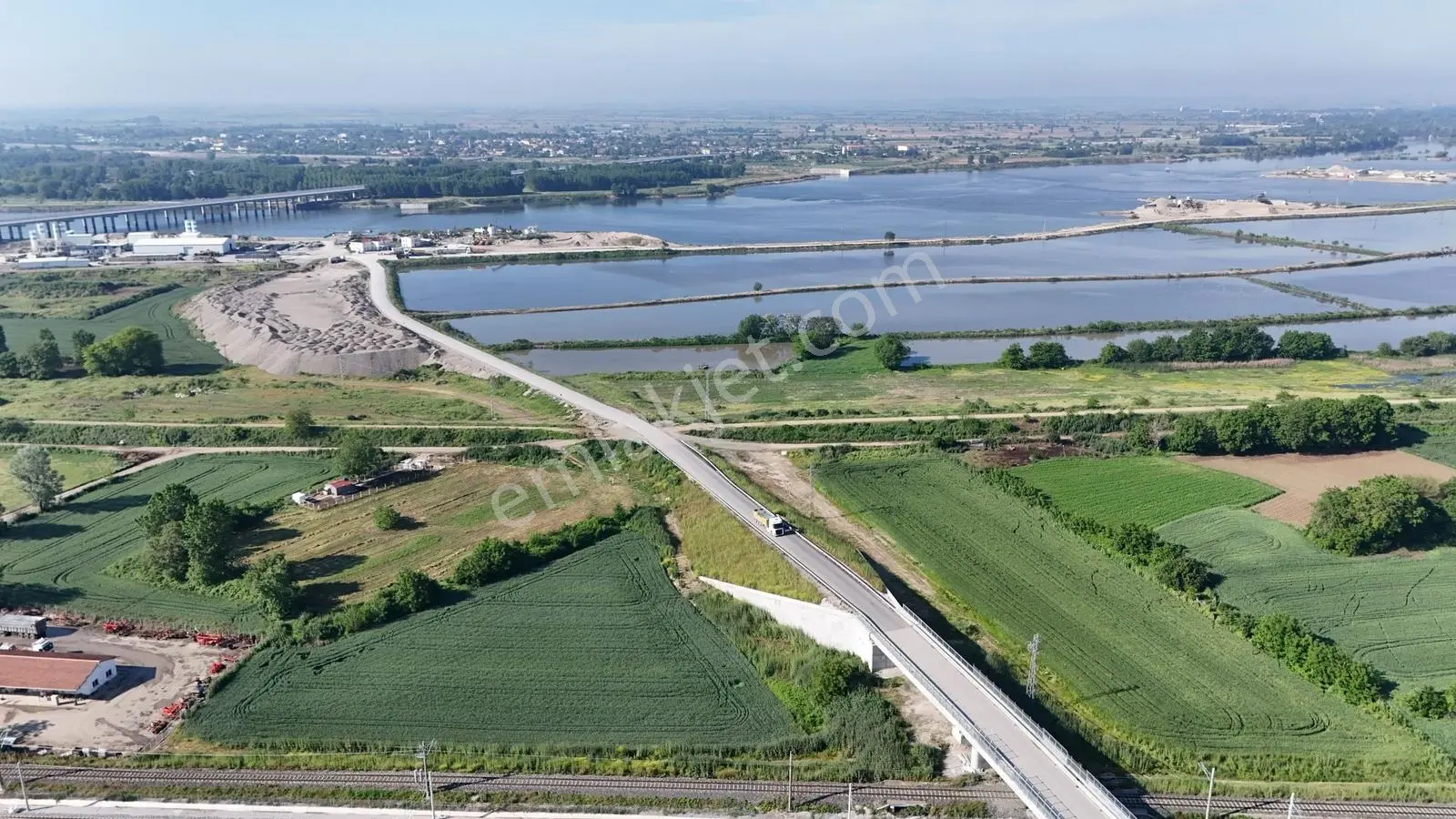 Buluruzdan Edirne Yıldırım Mah. Satılık 746 Metreka İmarlı Arsa