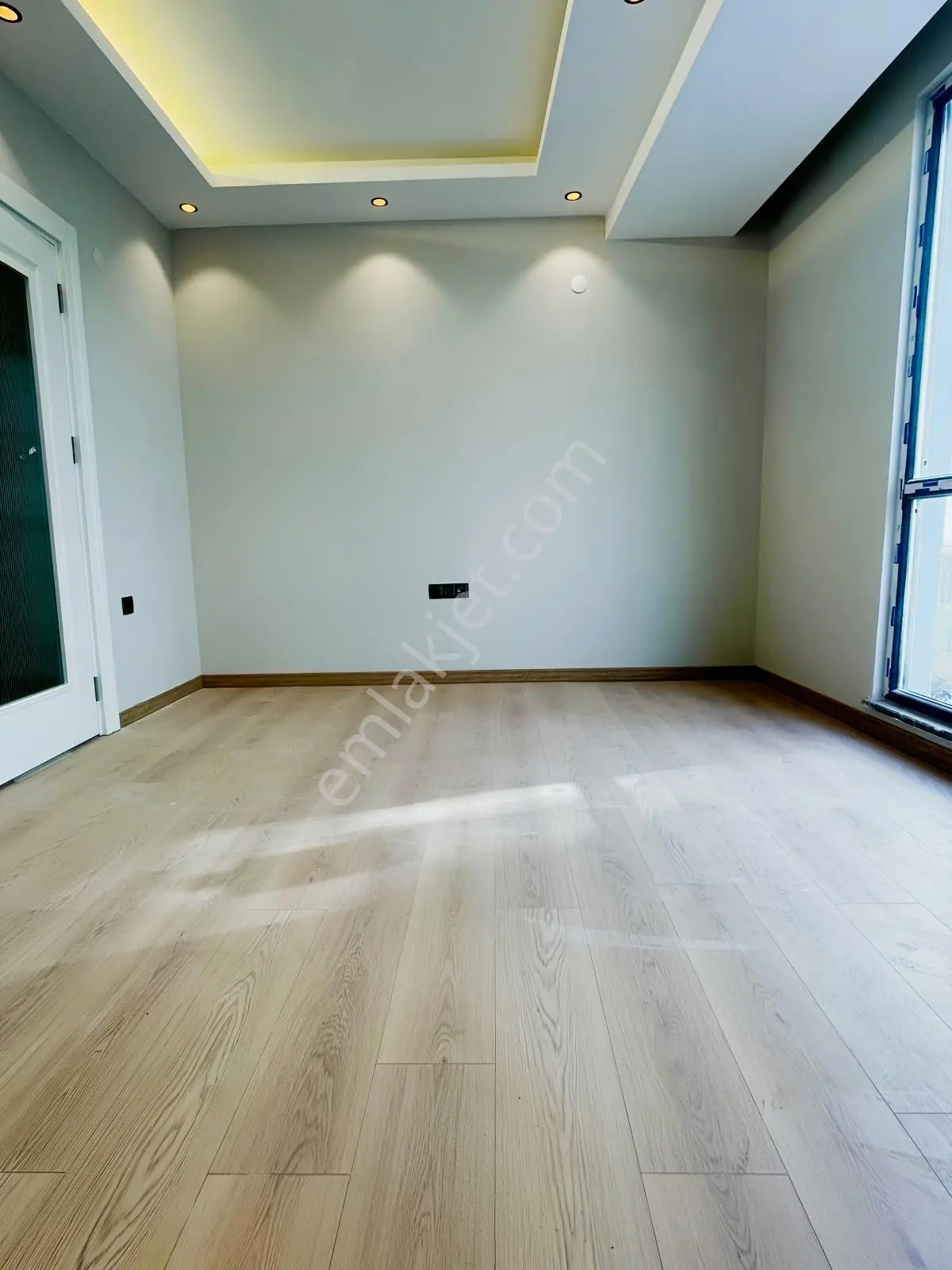 Medipol Ve Metro Yakınında Yerden Isıtmalı Sıfır 2+1 Daire — fotoğraf 4