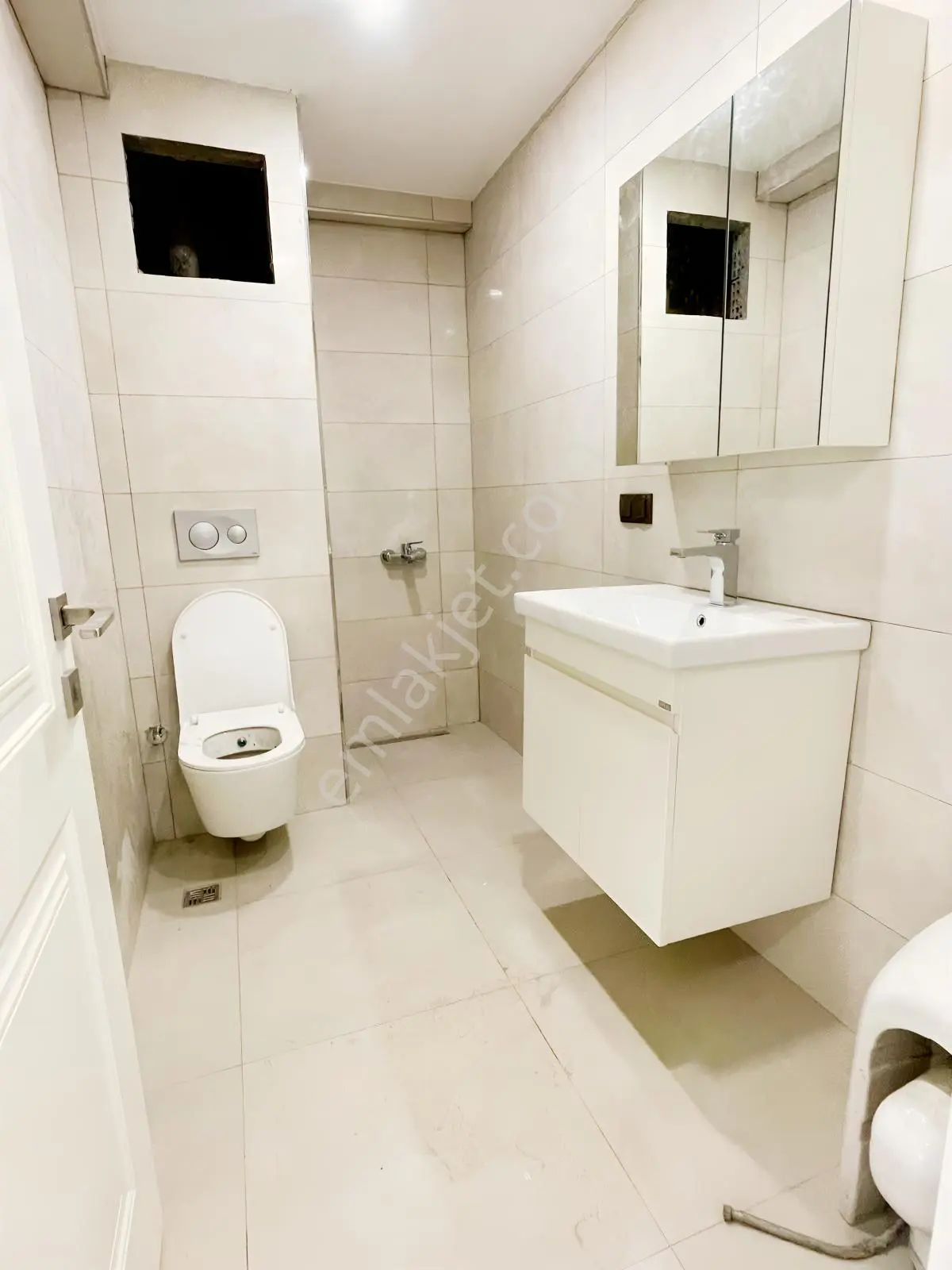 Medipol Ve Metro Yakınında Yerden Isıtmalı Sıfır 2+1 Daire — fotoğraf 8