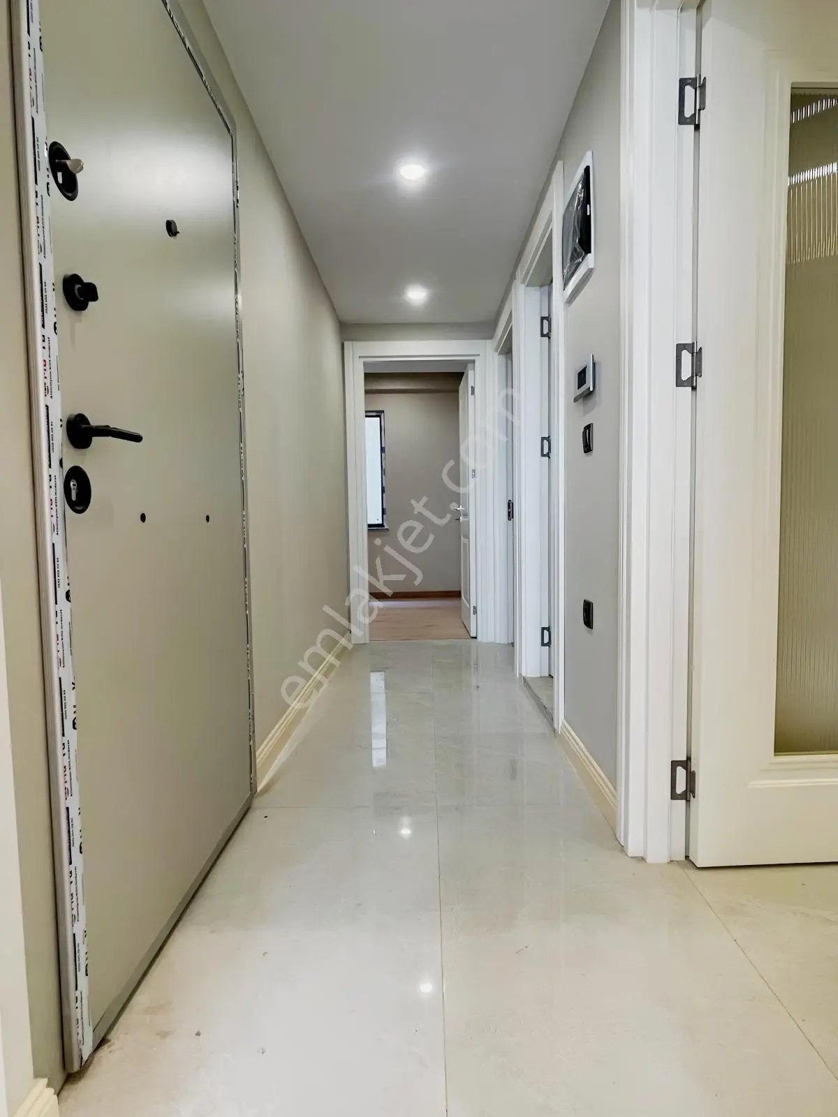 Medipol Ve Metro Yakınında Yerden Isıtmalı Sıfır 2+1 Daire — fotoğraf 11