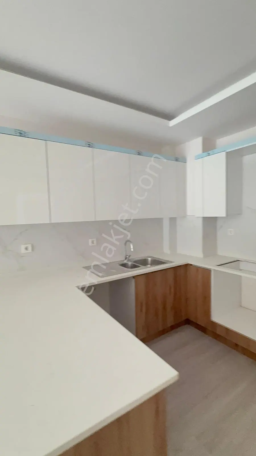 Century21 Den Altuniza Ay Konaklarında 1+1 59 M2 Satılık Daire — fotoğraf 2