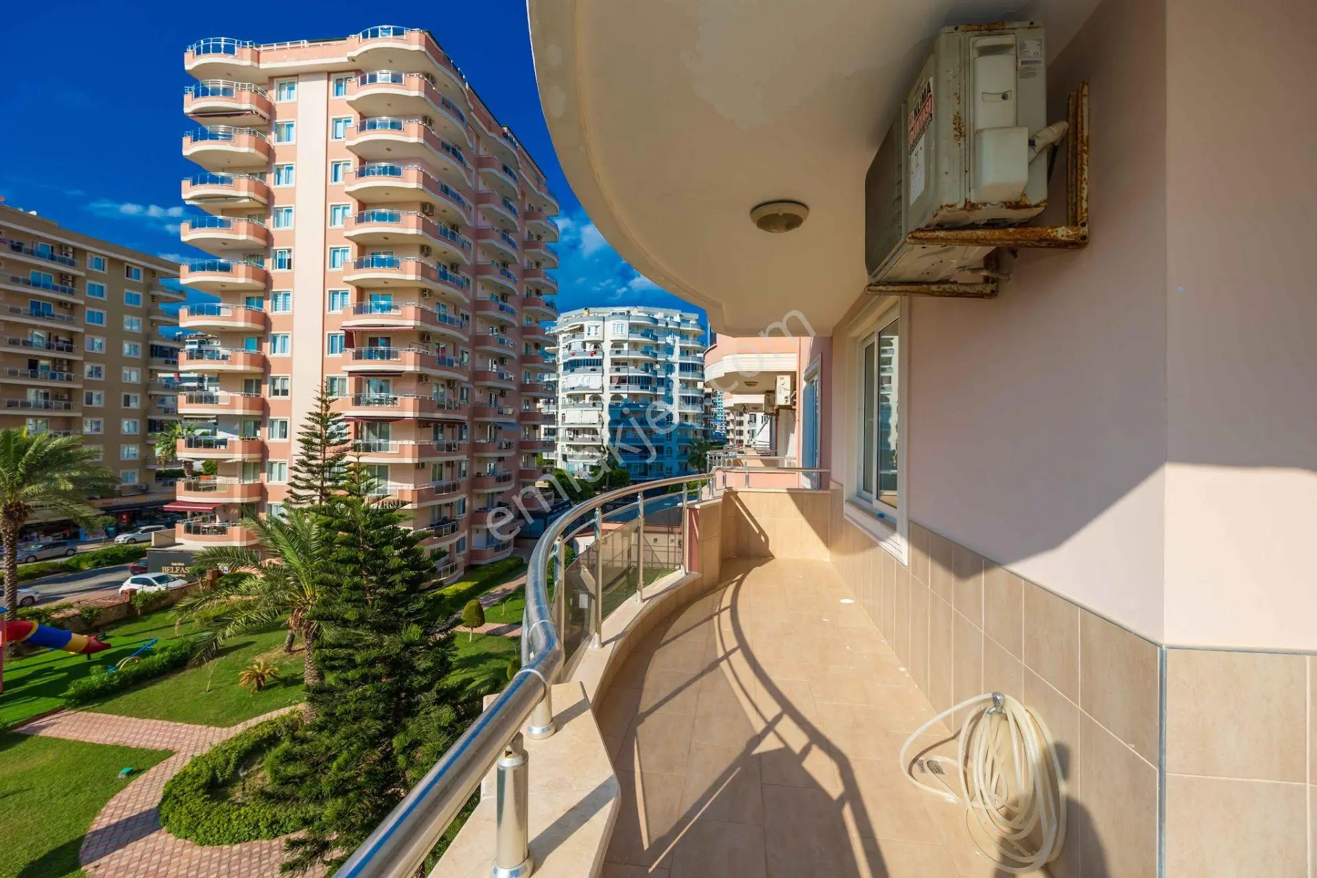 Alanya Mahmutlar'da Deniz Manzaralı 3 Cepheli 2 Balkonlu Eşyalı 2+1 — fotoğraf 23