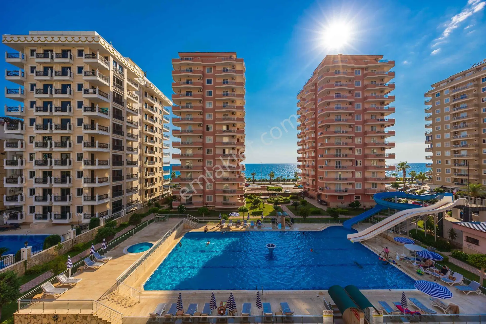 Alanya Mahmutlar'da Deniz Manzaralı 3 Cepheli 2 Balkonlu Eşyalı 2+1 — fotoğraf 27