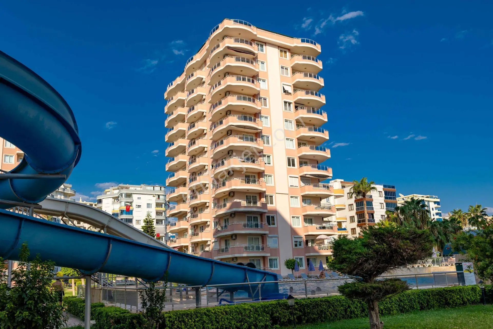 Alanya Mahmutlar'da Deniz Manzaralı 3 Cepheli 2 Balkonlu Eşyalı 2+1 — fotoğraf 28