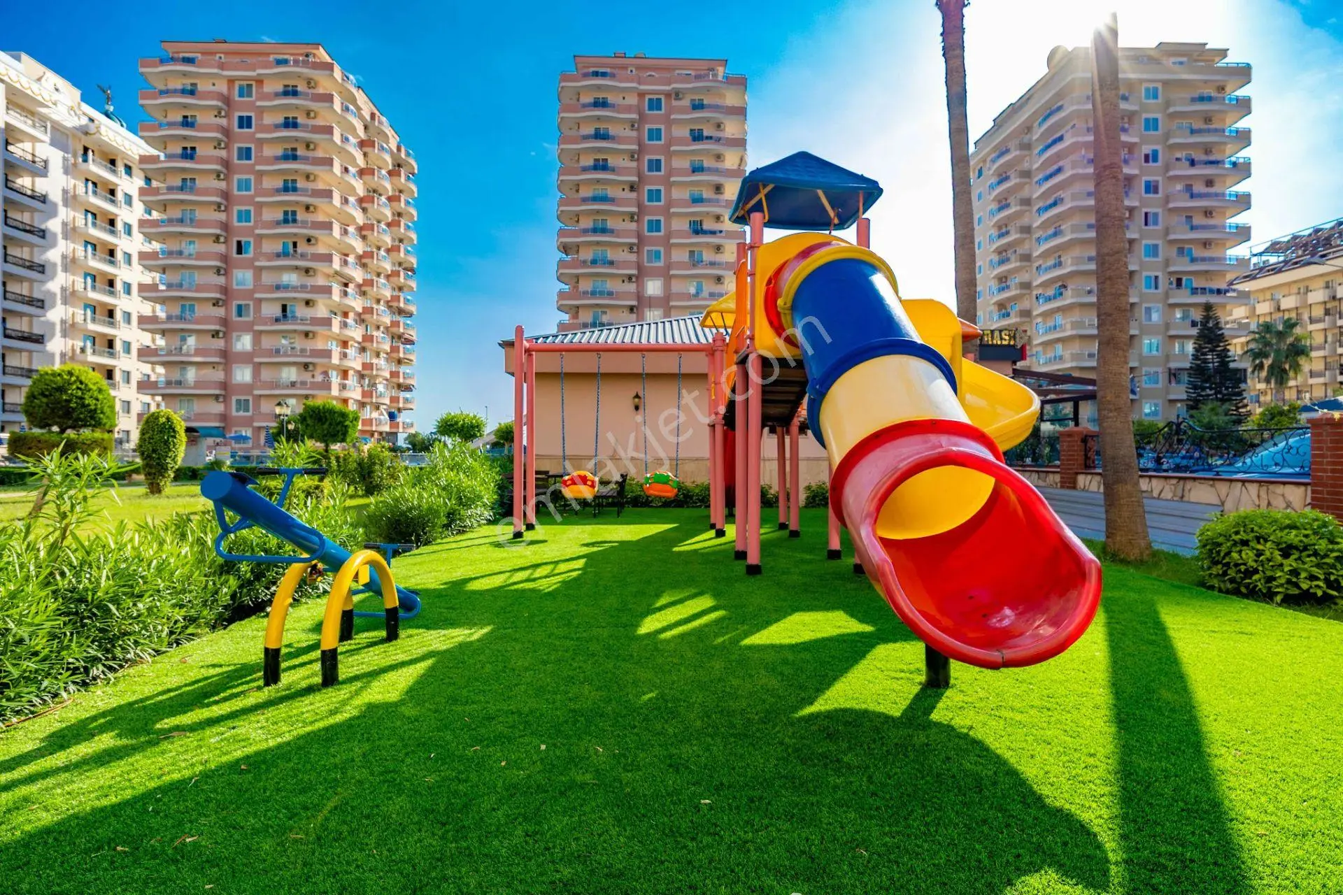 Alanya Mahmutlar'da Deniz Manzaralı 3 Cepheli 2 Balkonlu Eşyalı 2+1 — fotoğraf 33
