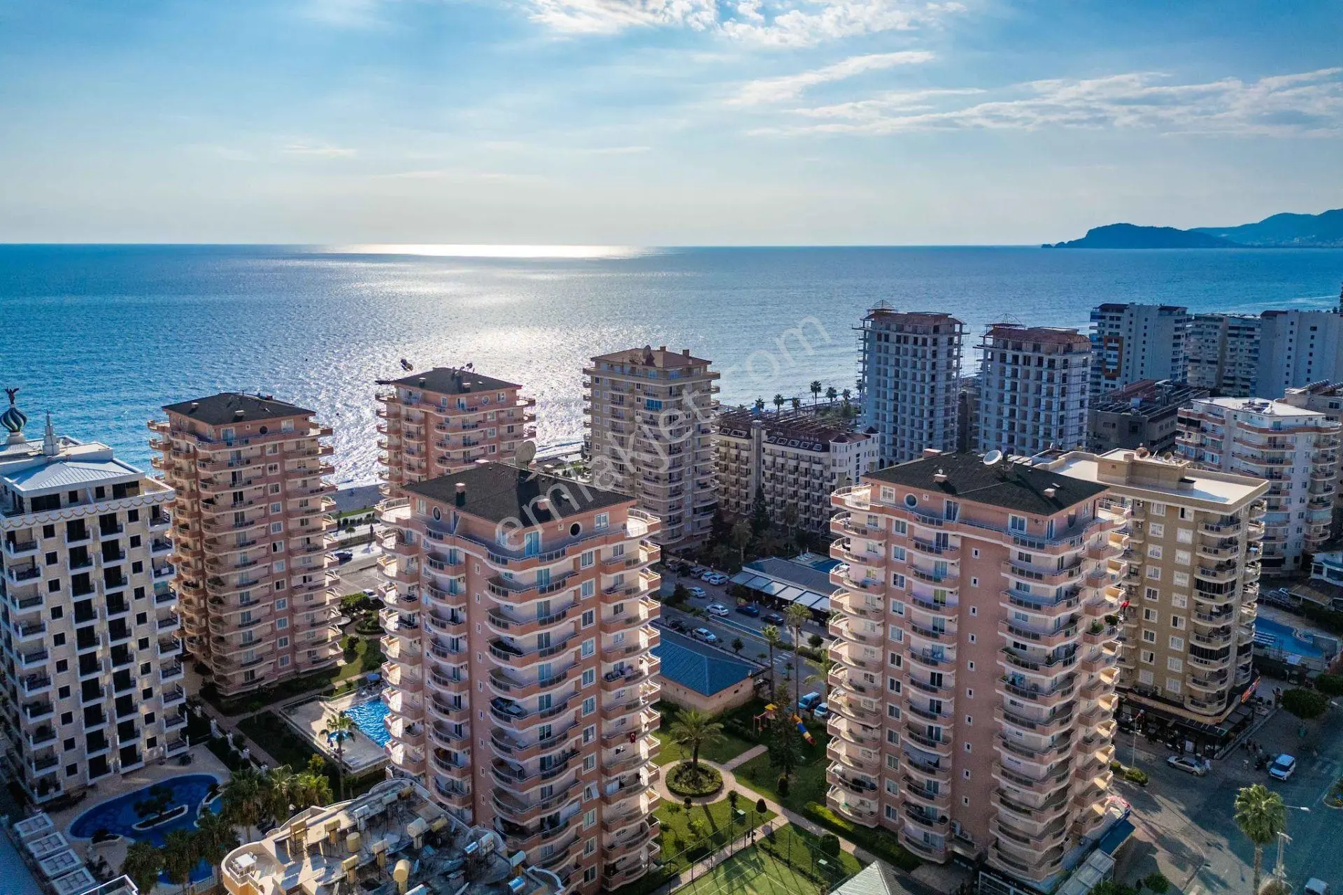 Alanya Mahmutlar'da Deniz Manzaralı 3 Cepheli 2 Balkonlu Eşyalı 2+1 — fotoğraf 42