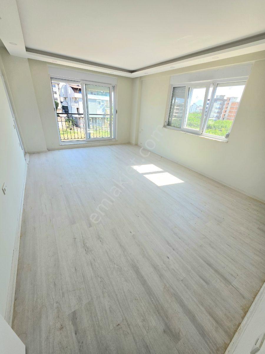 Kredi Limitsiz Yeniköy'de Merkezi Konumda 2.kat Sıfır 2+1 Daire — fotoğraf 7
