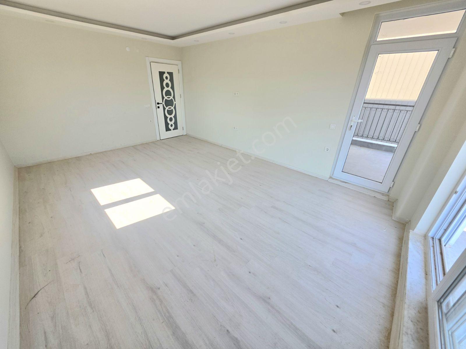 Kredi Limitsiz Yeniköy'de Merkezi Konumda 2.kat Sıfır 2+1 Daire — fotoğraf 8