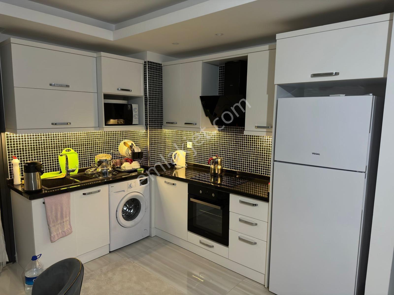 Alanya Kestel'de Denize 100 M Deniz Manzaralı Havuzlu Sitede Eşyalı 1+1 — fotoğraf 14
