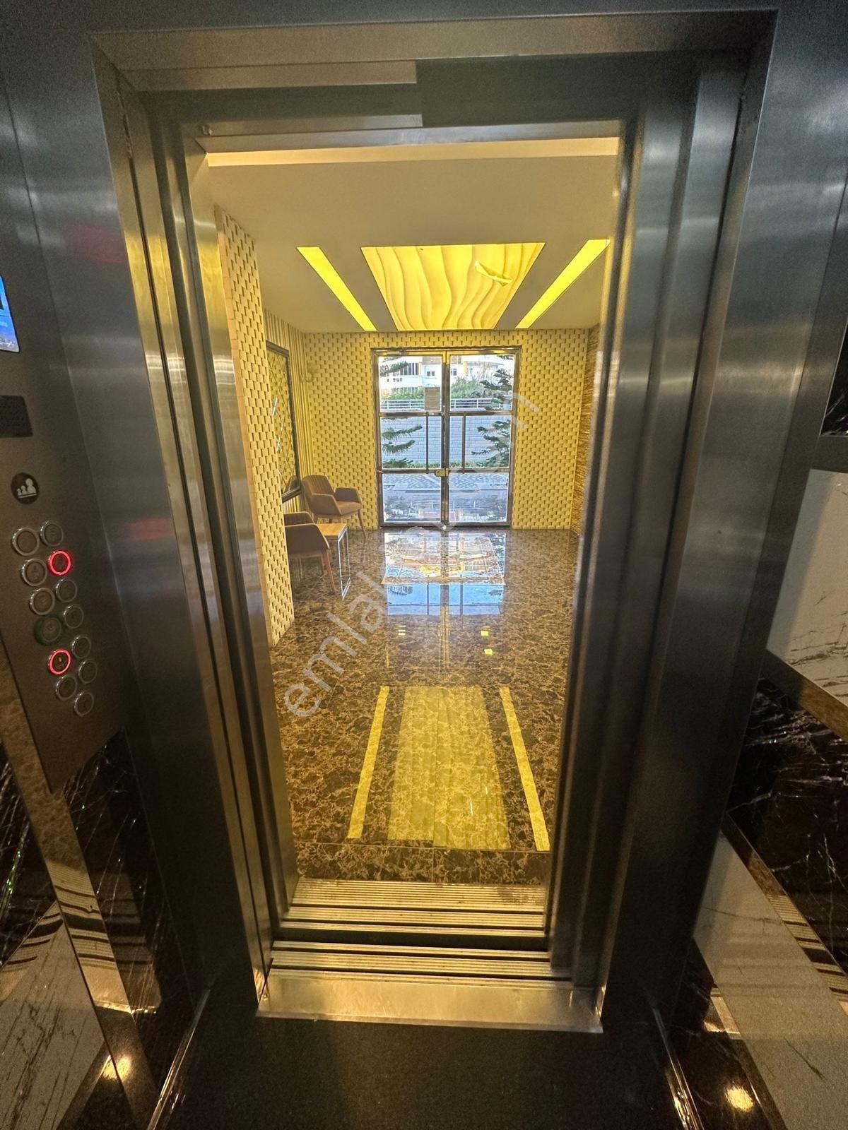 Alanya Kestel'de Denize 100 M Deniz Manzaralı Havuzlu Sitede Eşyalı 1+1 — fotoğraf 24