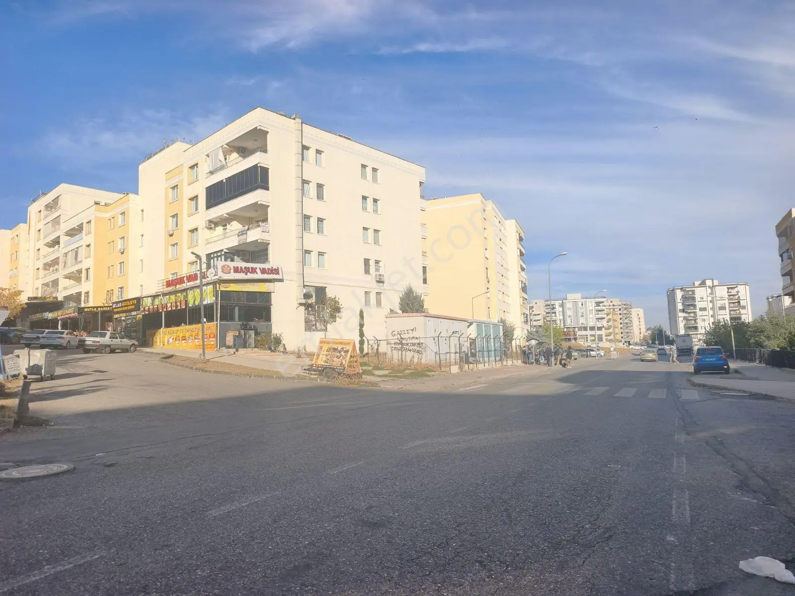 Maşuk Emlak Tan 3+1 170 M2 Yol Üstü Arakat Borçsuz