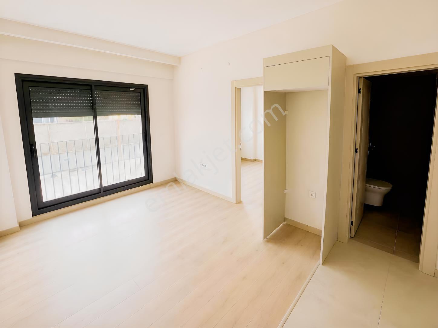 Gaziemir Optimum Ve Havalimanına Komşu 1+1 Yatırımlık Daire... — fotoğraf 3
